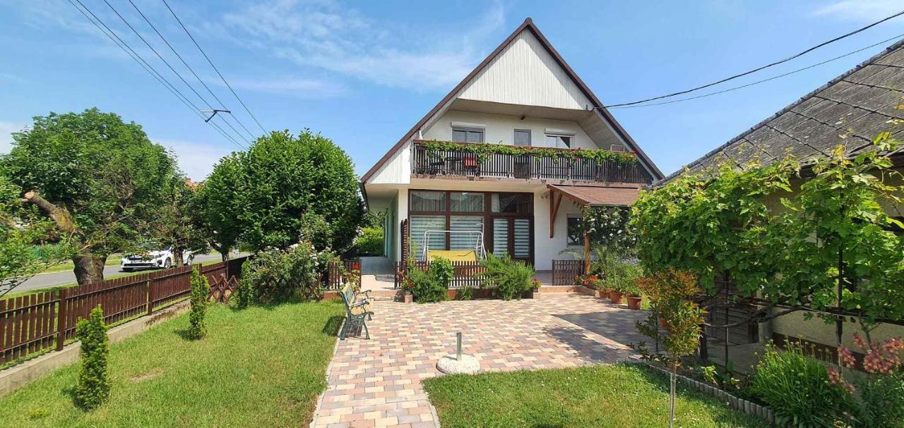 Apartment Balatonboglar 7 Екстер'єр фото